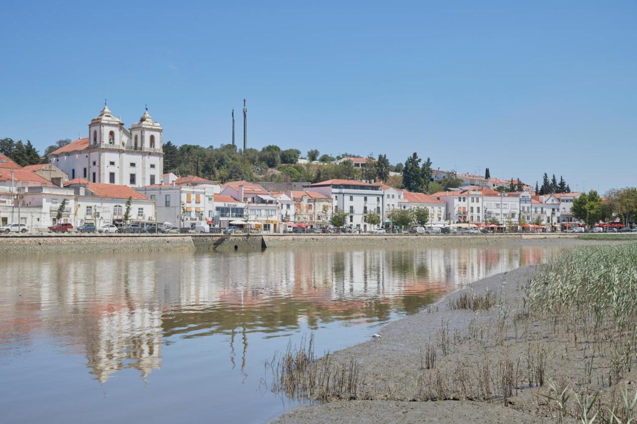 Lightful Refuge On The River Front, By Timecooler Alcácer do Sal Exteriör bild